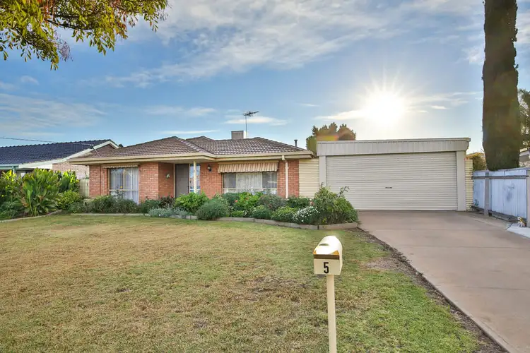 5 Pearse Court, Mildura VIC 3500