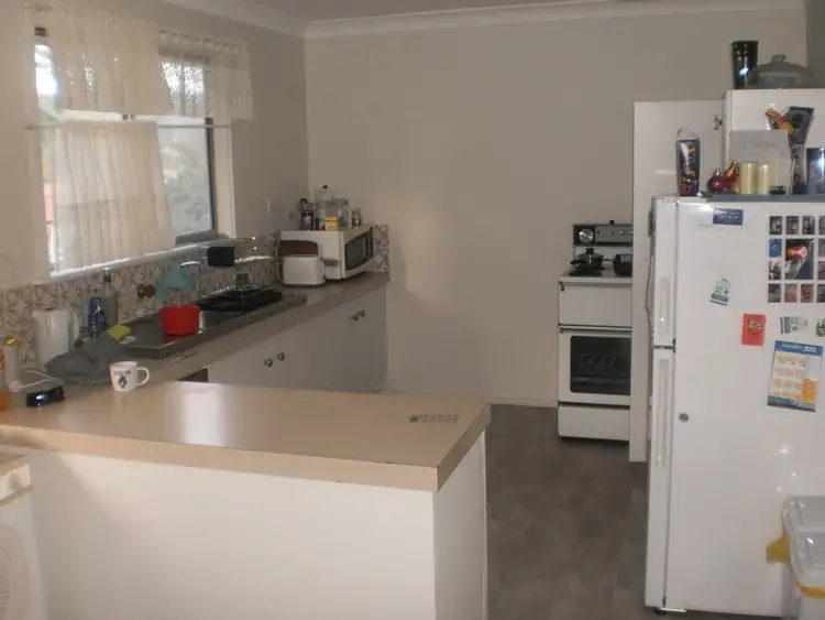 Second view of Homely unit listing, 4-2 Eagle Lane, Mallabula NSW 2319