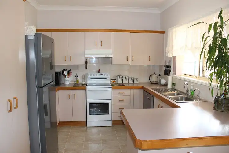 Seventh view of Homely unit listing, Unit 3 / 4 Gunn Place, Tamworth NSW 2340