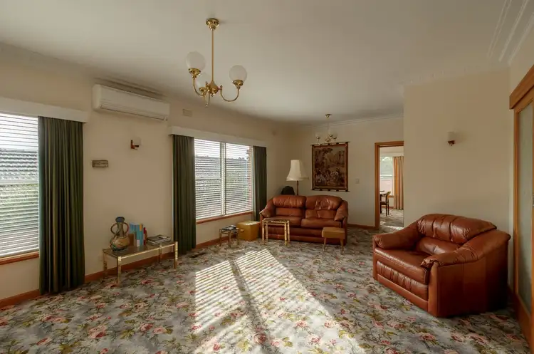 Fifth view of Homely house listing, 16 Wadham Parade, Mount Waverley VIC 3149
