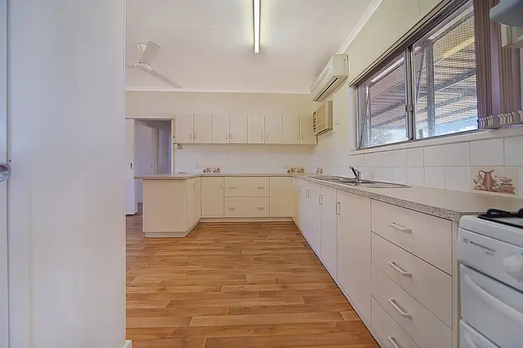 Fifth view of Homely house listing, 8 Peirl Way, Pegs Creek WA 6714