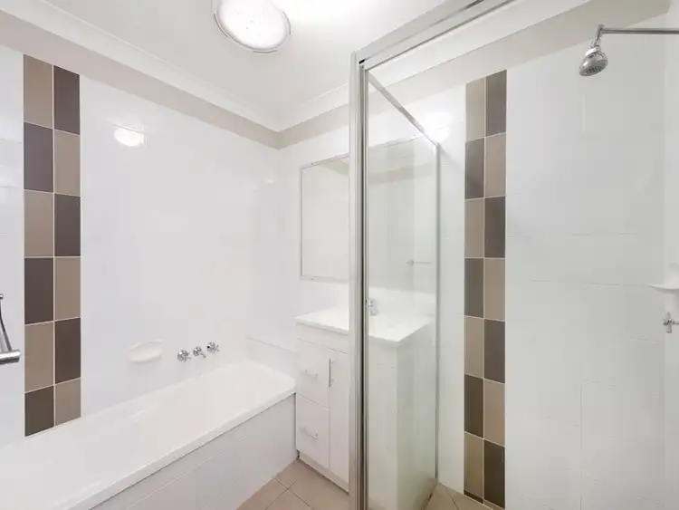 Fourth view of Homely house listing, 4/137-139 Chatswood Road, Daisy Hill QLD 4127