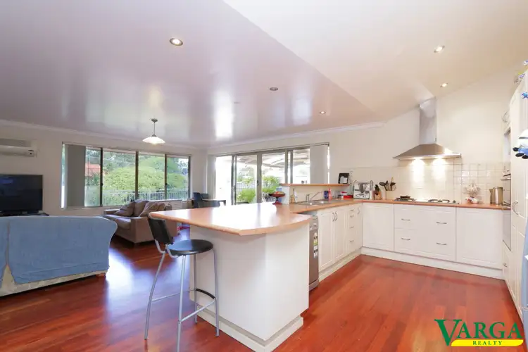 28 Riley Road, Riverton WA 6148