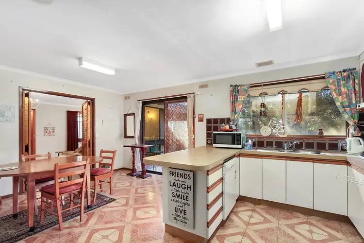 20 Coverdale Drive, Sale VIC 3850