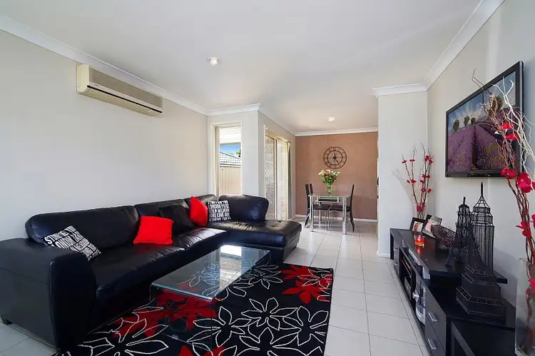 1/27 Oakes Street, Kariong NSW 2250