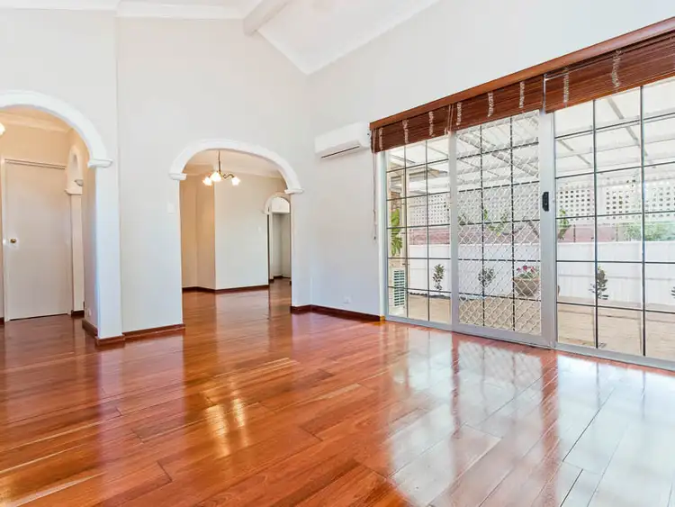 Fifth view of Homely villa listing, 3/14 Cook Street, Crawley WA 6009