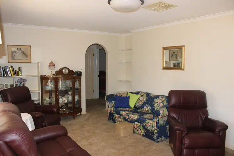 Third view of Homely unit listing, 2/144 Baker Street, Temora NSW 2666