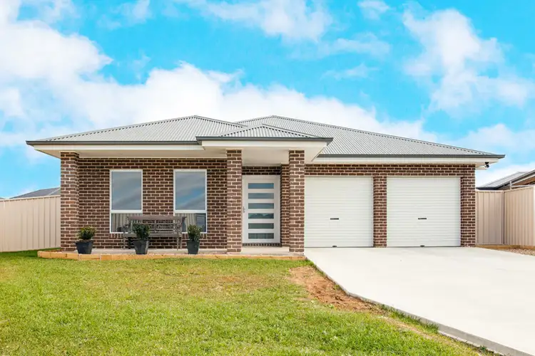 7 Fraser Close, Goulburn NSW 2580