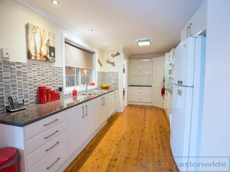 Third view of Homely house listing, 8 Holford Crescent, Thornton NSW 2322