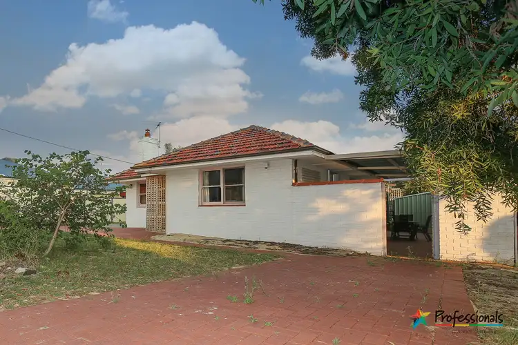 Third view of Homely house listing, 6 Steyning Way, Westminster WA 6061