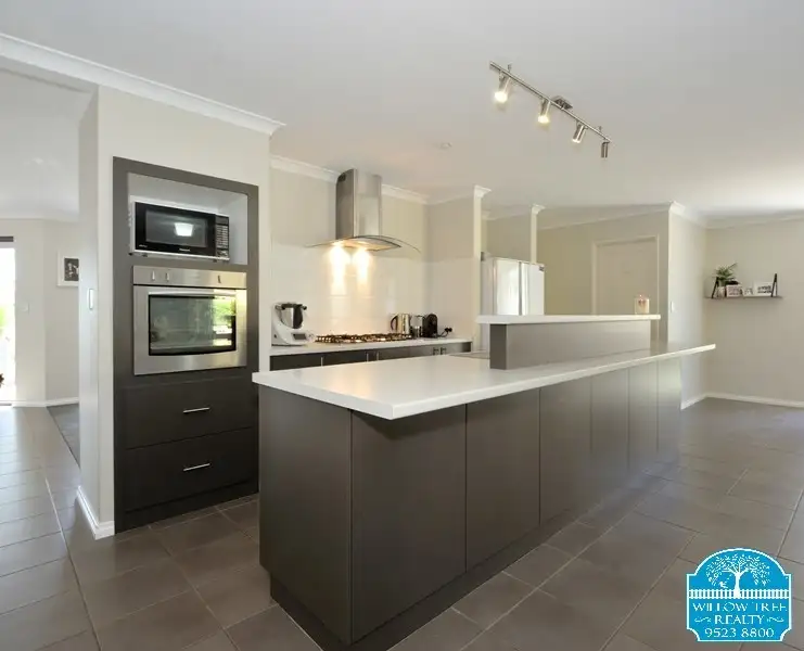 Second view of Homely house listing, 7 Parakeet Bend, Baldivis WA 6171