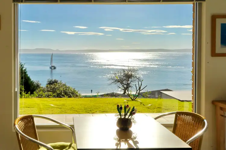 2/12 Magnus Street, Nelson Bay NSW 2315