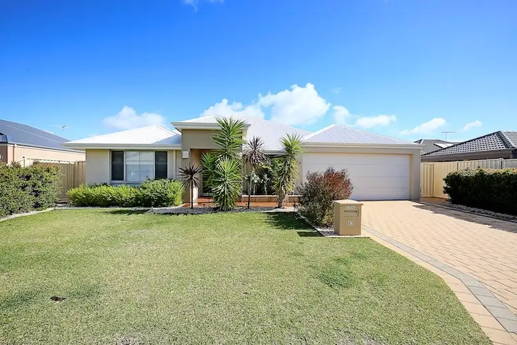 83 Badgerup Avenue, Lakelands WA 6180