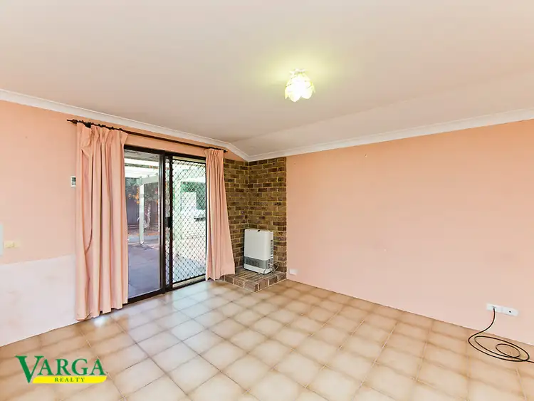 Sixth view of Homely house listing, 2 Arreton Close, Willetton WA 6155