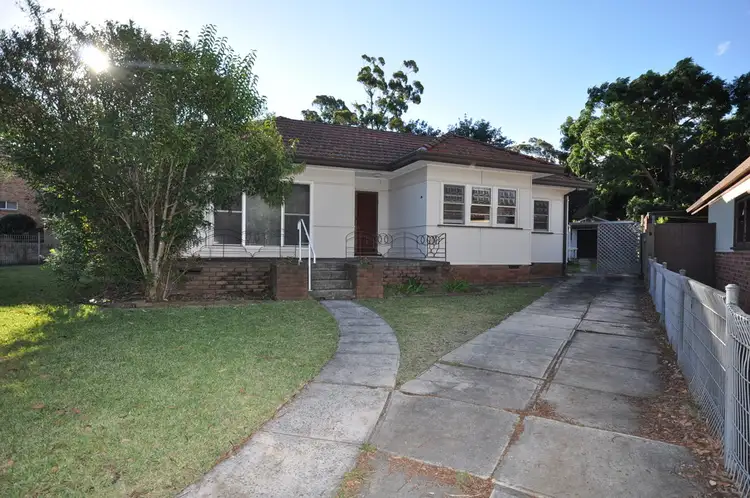 20 Samuel Street, Peakhurst NSW 2210