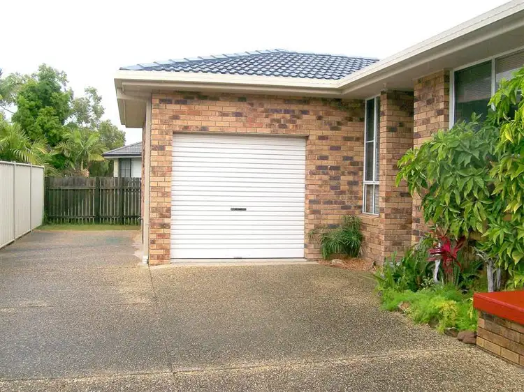 1/22 Waratah Ave, Yamba NSW 2464