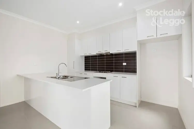 Second view of Homely unit listing, 4/5 Sunset Boulevard, Jacana VIC 3047