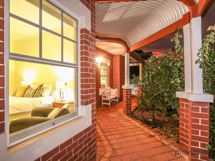 1 Lalor Place, Kalamunda WA 6076