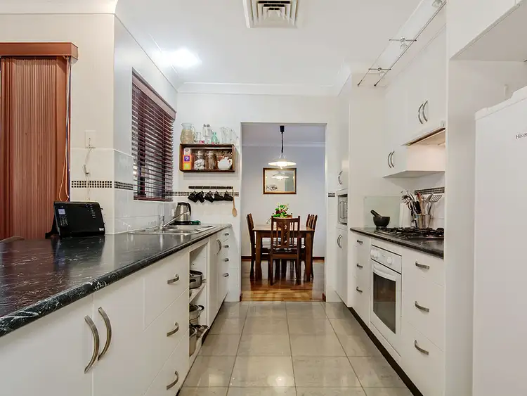 Second view of Homely house listing, 3 Ravenslea Drive, Parkwood WA 6147
