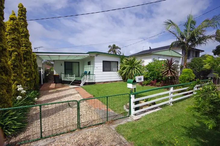 92 The Lake Circuit, Culburra Beach NSW 2540