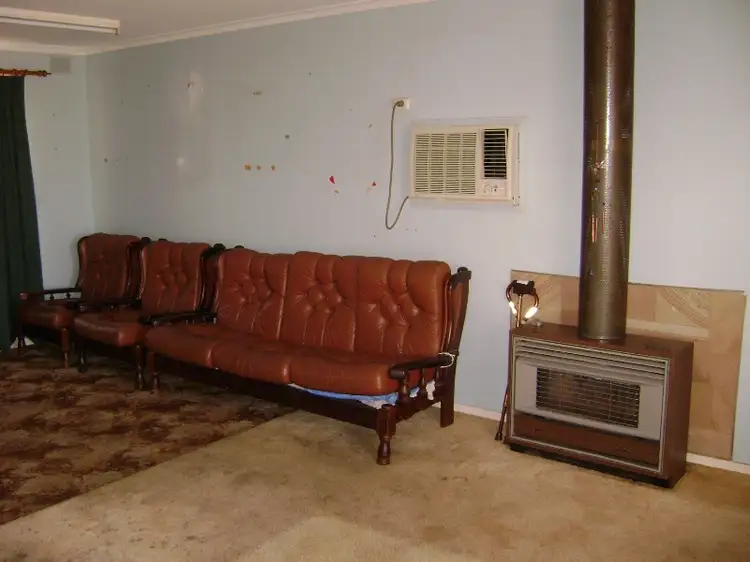 Fifth view of Homely house listing, 2 Leonard Crescent, Cleve SA 5640
