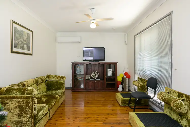 Second view of Homely house listing, 5 Una Avenue, Charmhaven NSW 2263