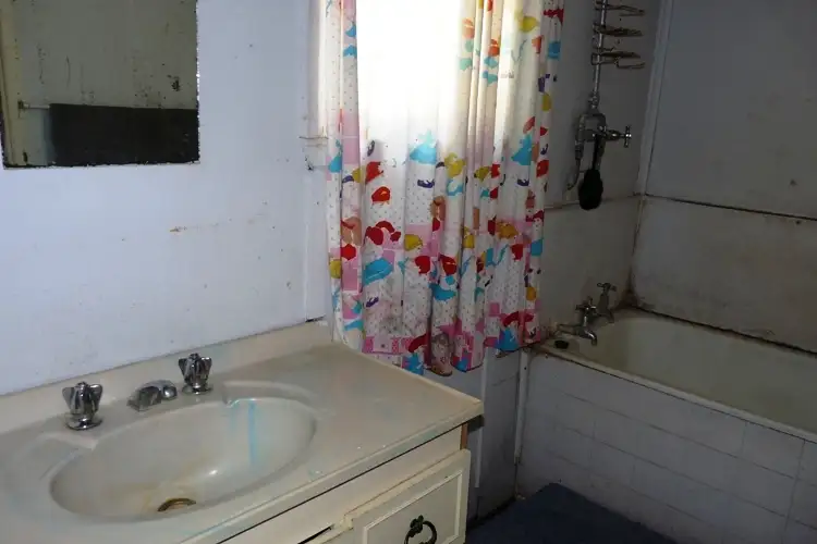 Fifth view of Homely house listing, 10 Emily Street, Esperance WA 6450