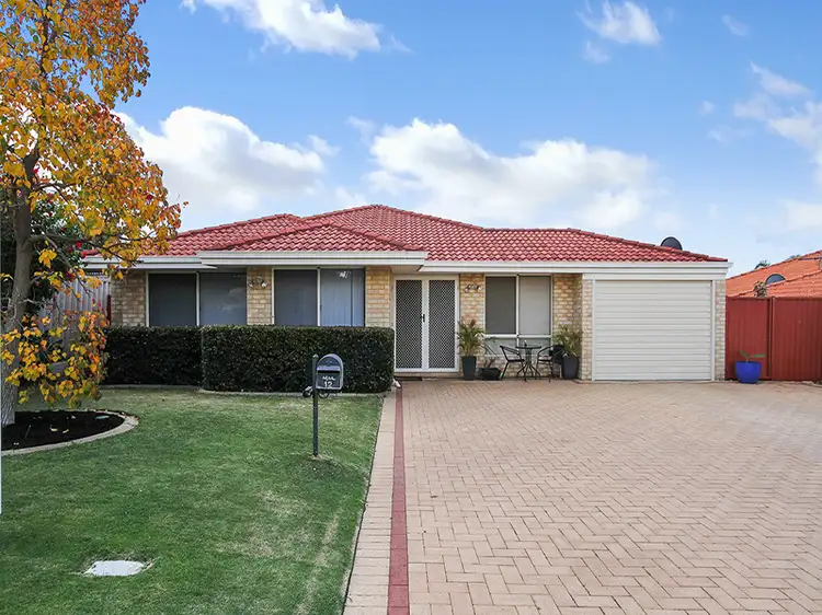 12 Woodview Retreat, Caversham WA 6055