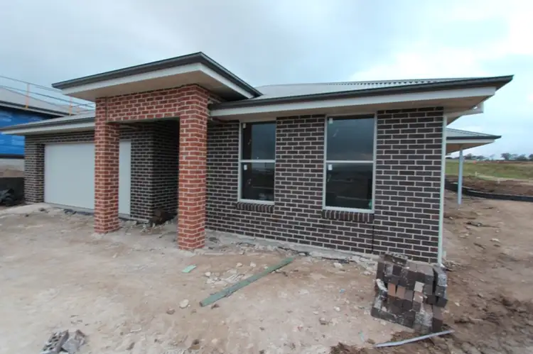 Main view of Homely house listing, 6 Cassidy Way, Kelso NSW 2795