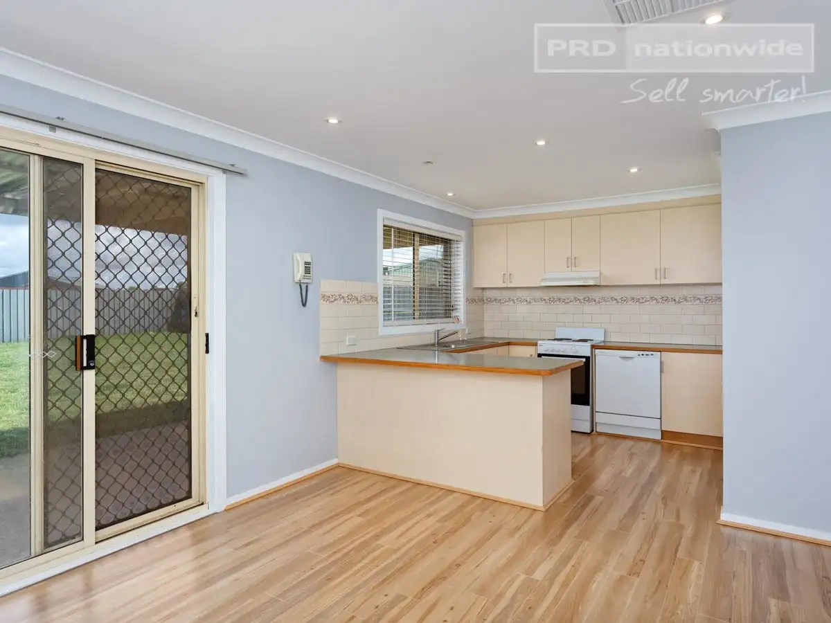 Main view of Homely house listing, 18 Yentoo Drive, Glenfield Park NSW 2650