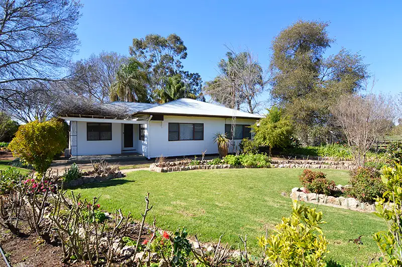 Main view of Homely house listing, 587a Paschendale Avenue, Merbein West VIC 3505