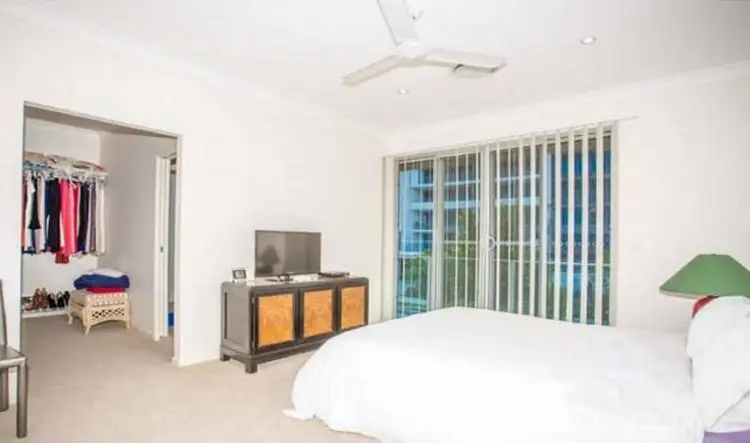 Seventh view of Homely house listing, 2/10 Compass Drive, Biggera Waters QLD 4216