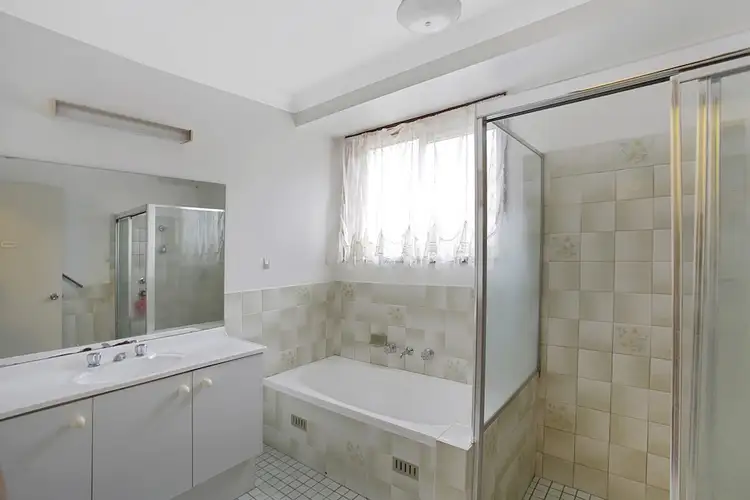 Sixth view of Homely house listing, 2 Amaranthus Place, Macquarie Fields NSW 2564