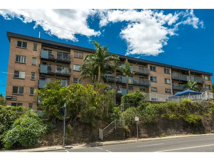 3/3 Cox Rd, Windsor QLD 4030