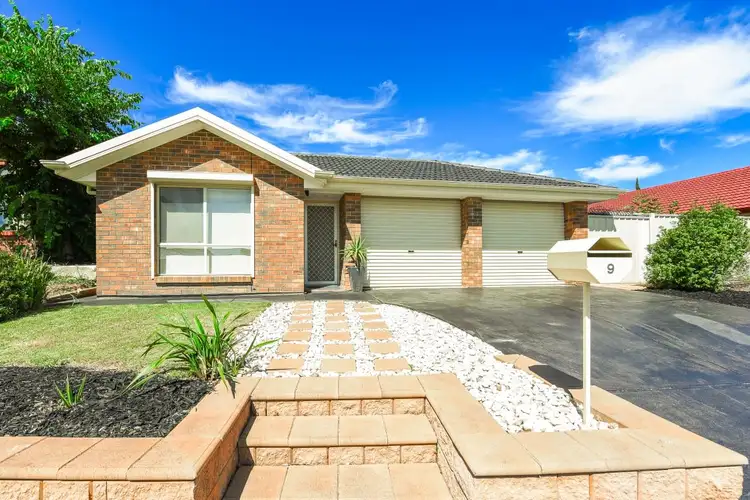 9 Yeltana Avenue, Huntfield Heights SA 5163