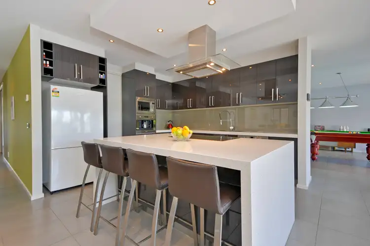 Second view of Homely house listing, 7 Davey Drive, Trafalgar VIC 3824