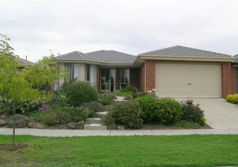 Main view of Homely house listing, 17 Shaftsbury Avenue, Berwick VIC 3806