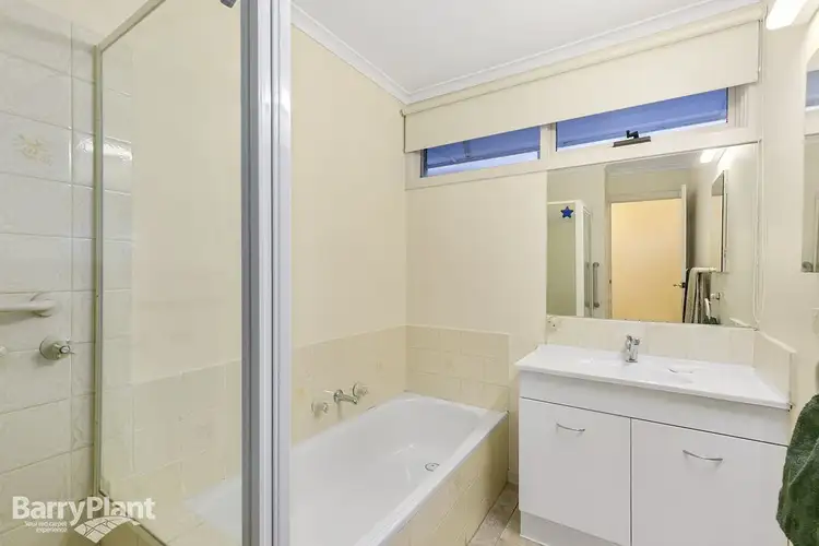Sixth view of Homely unit listing, 4/35 Leigh Road, Croydon VIC 3136
