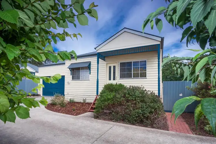 Main view of Homely unit listing, Unit 3/39-41 Stawell Street, Romsey VIC 3434