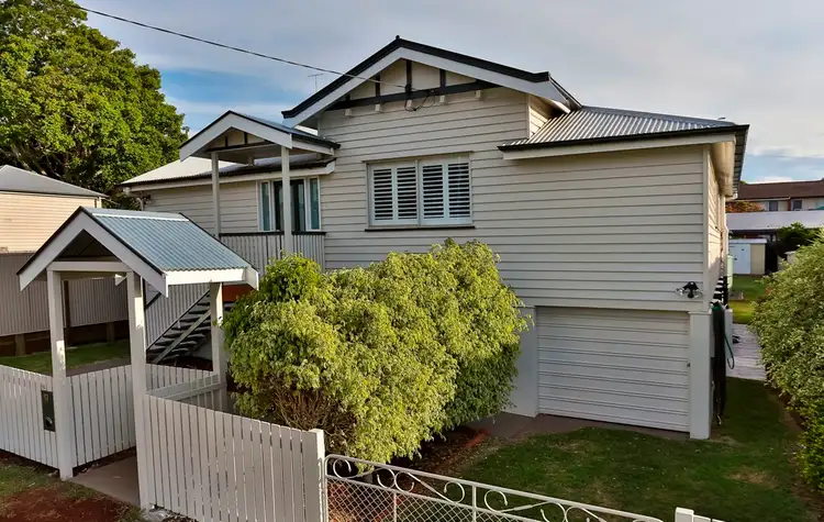 10 Atkinson Street, South Toowoomba QLD 4350