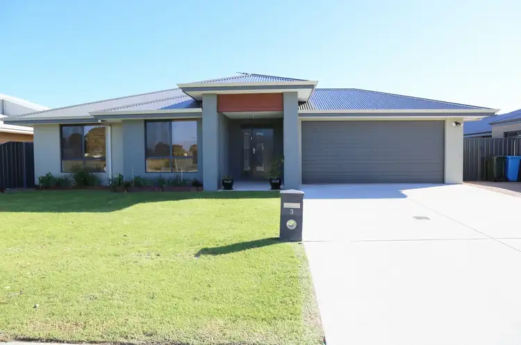 3 Magistrate Drive, Castletown WA 6450