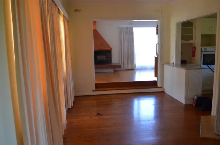 Fourth view of Homely house listing, 9 Clunie Avenue, Tumut NSW 2720