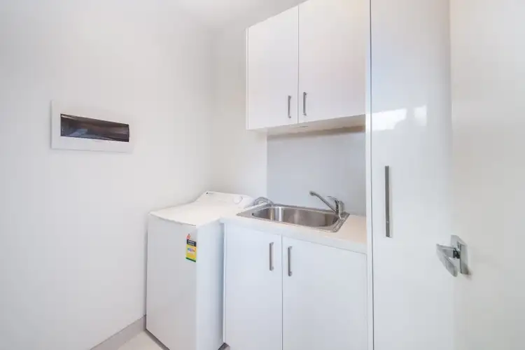 Sixth view of Homely townhouse listing, 2/14 Macrina Street, Oakleigh East VIC 3166