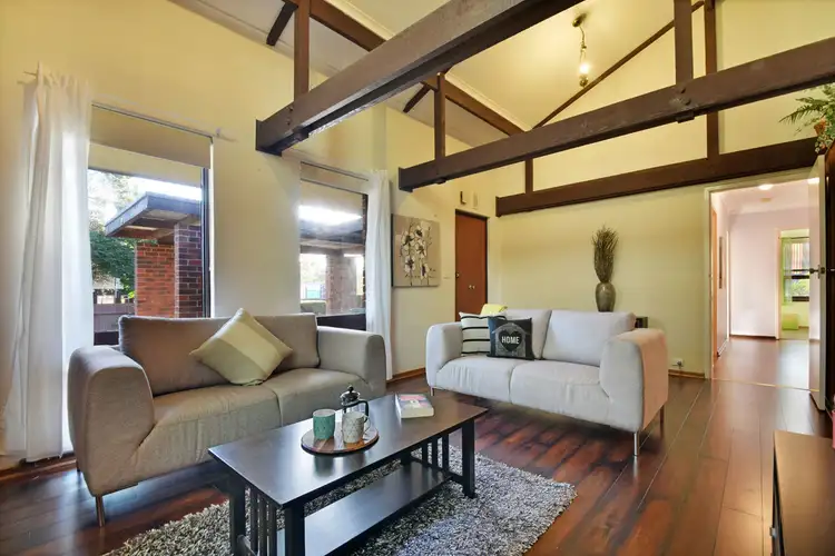 27 Suffolk Drive, Morphett Vale SA 5162