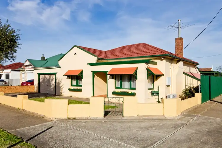 38 Findon Rd, Woodville West SA 5011