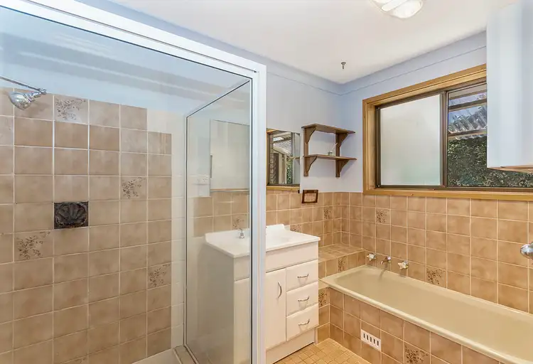 Sixth view of Homely house listing, 33 Mullumbimby Close, Tamworth NSW 2340