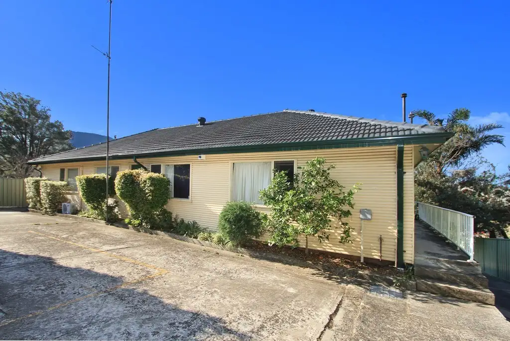 Main view of Homely unit listing, 2/54 Mount Keira Road, West Wollongong NSW 2500