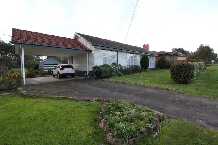 8 Blake Street, Skipton VIC 3361