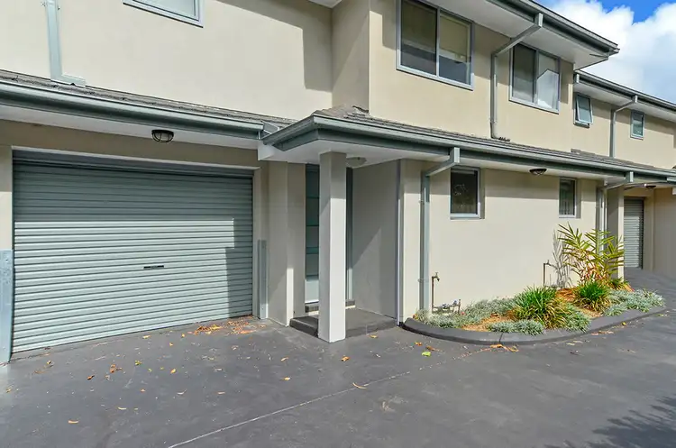 2/12 Park Road, Woy Woy NSW 2256