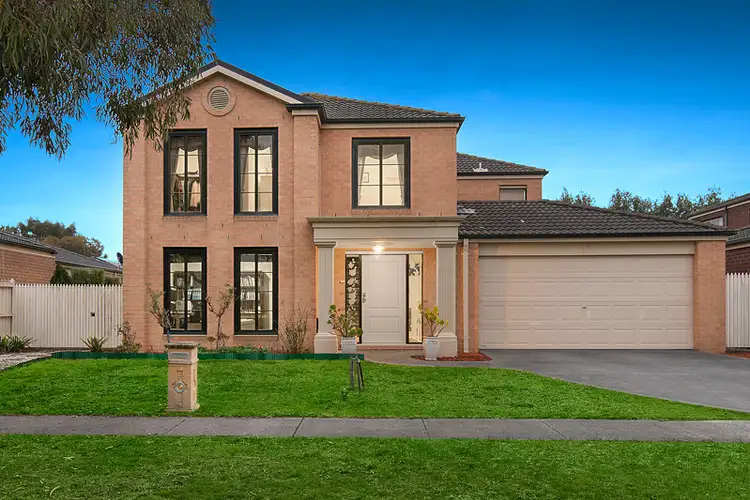 9 Champagne Grove, Narre Warren South VIC 3805